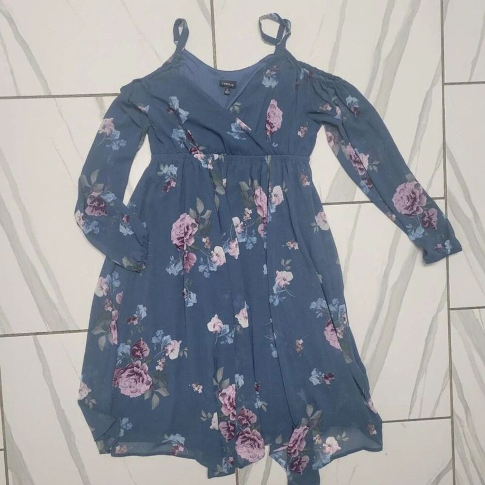 Torrid Plus Size Blue Floral Cold Shoulder Chiffon Dress Cottagecore Romantic